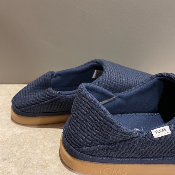 TOMS Ezra Slipper Scuff Waffle Knit Indoor Outdoor Cushioned Insole Navy W9 - Picture 7 of 8